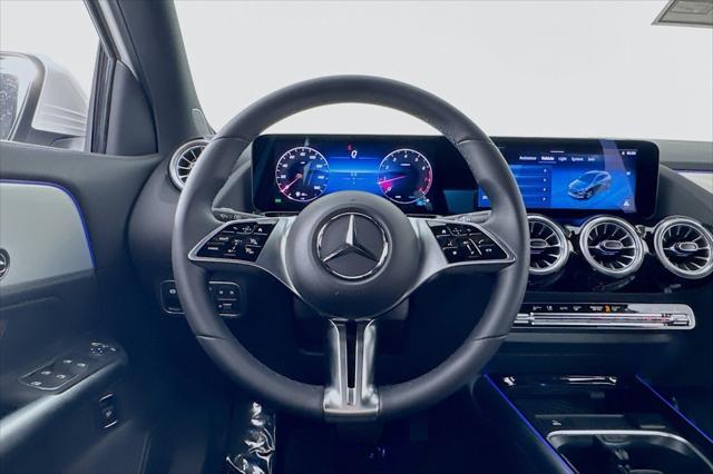 new 2025 Mercedes-Benz GLA 250 car, priced at $44,855