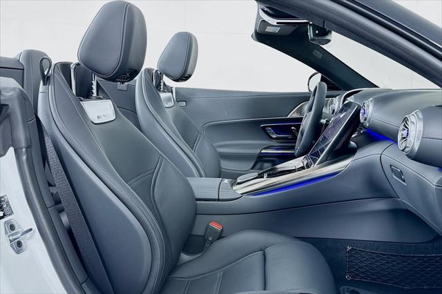 new 2025 Mercedes-Benz AMG SL 55 car, priced at $162,330