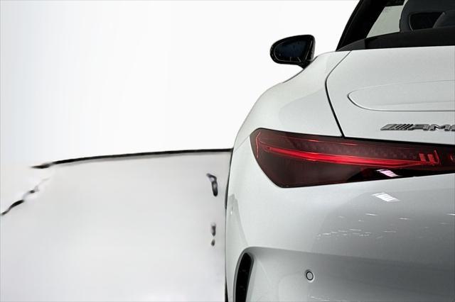 new 2025 Mercedes-Benz AMG SL 55 car, priced at $162,330