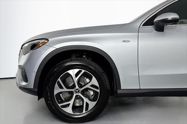 new 2025 Mercedes-Benz GLC 350e car, priced at $62,215