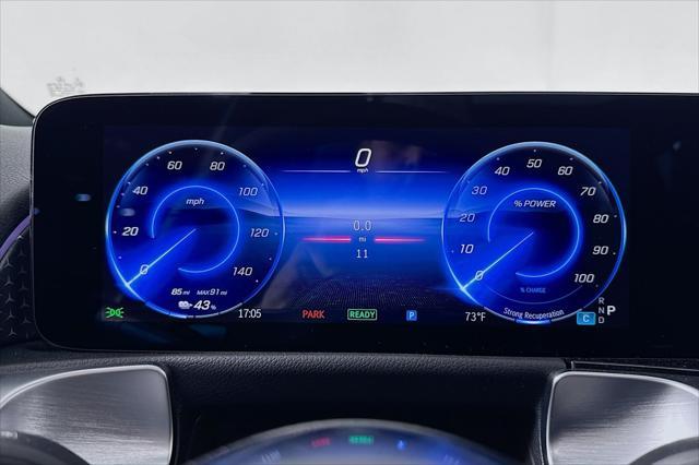 new 2025 Mercedes-Benz EQB 300 car, priced at $61,695