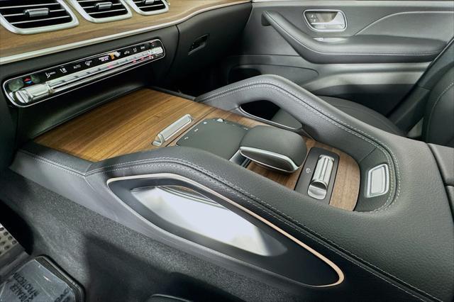 new 2025 Mercedes-Benz GLS 450 car, priced at $95,365