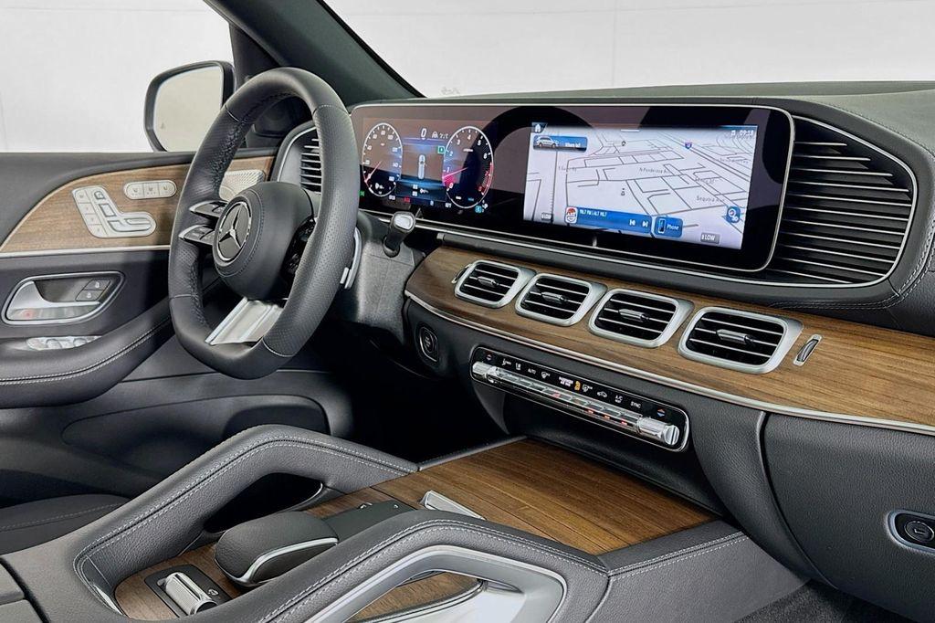 new 2025 Mercedes-Benz GLS 450 car, priced at $95,365