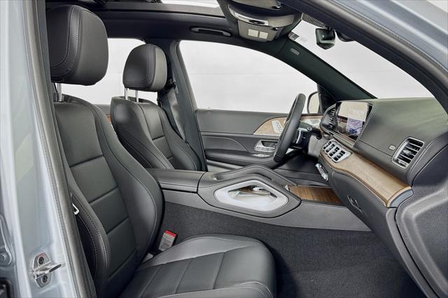 new 2025 Mercedes-Benz GLS 450 car, priced at $95,365