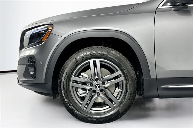 new 2025 Mercedes-Benz GLB 250 car, priced at $47,895