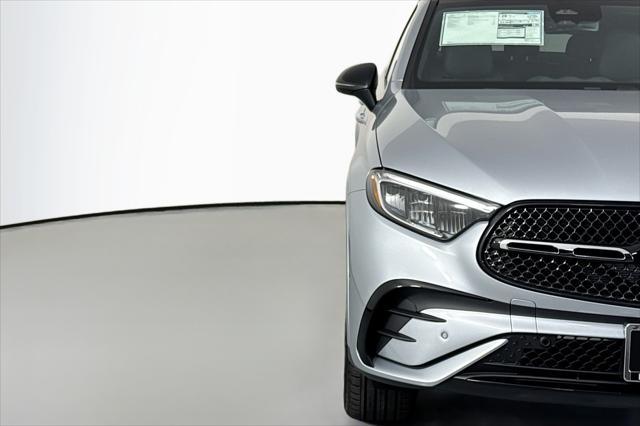 new 2025 Mercedes-Benz GLC 300 car, priced at $64,445