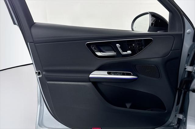 new 2025 Mercedes-Benz GLC 300 car, priced at $64,445