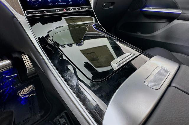 new 2025 Mercedes-Benz GLC 300 car, priced at $64,445