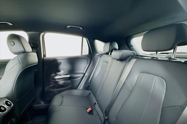 new 2025 Mercedes-Benz GLA 250 car, priced at $45,845
