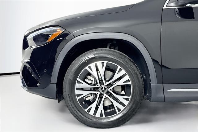 new 2025 Mercedes-Benz GLA 250 car, priced at $45,845