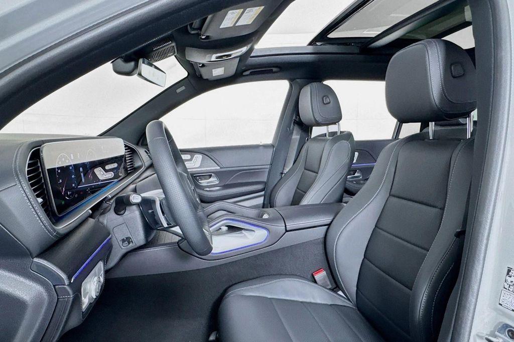 new 2025 Mercedes-Benz GLS 450 car, priced at $101,275