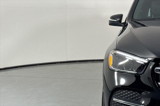 new 2025 Mercedes-Benz GLE 450e car, priced at $77,940