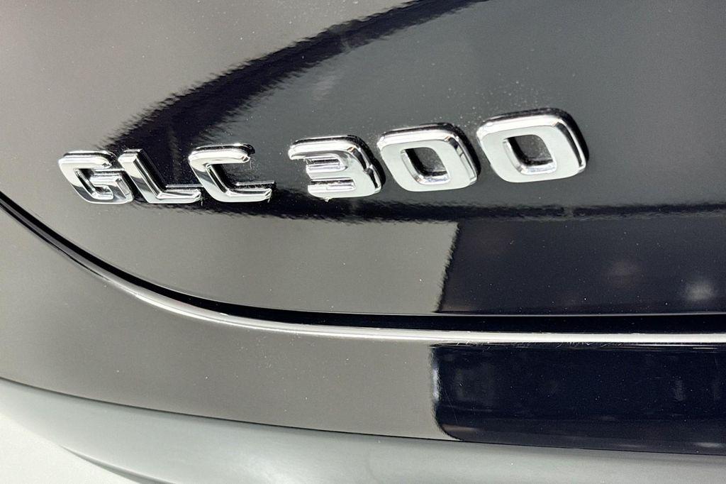 used 2019 Mercedes-Benz GLC 300 car, priced at $33,984