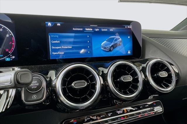new 2025 Mercedes-Benz GLA 250 car, priced at $42,250