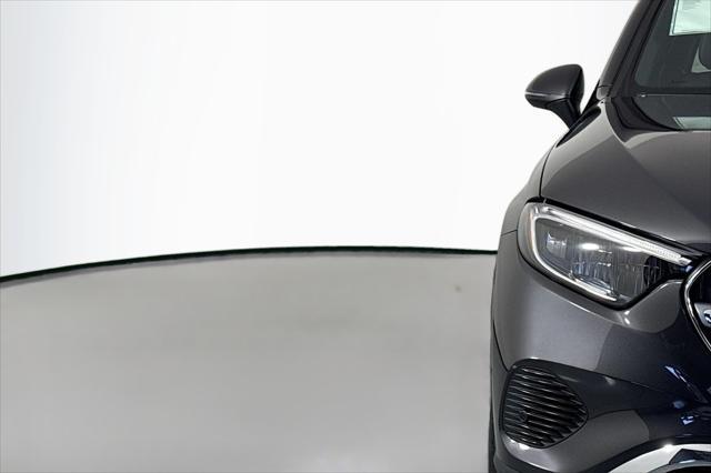 new 2025 Mercedes-Benz GLC 300 car, priced at $52,455