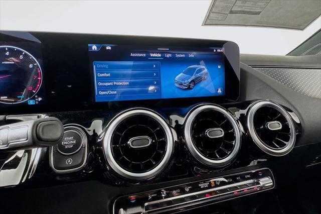 new 2025 Mercedes-Benz GLA 250 car, priced at $42,250