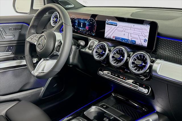 new 2024 Mercedes-Benz GLB 250 car, priced at $51,260