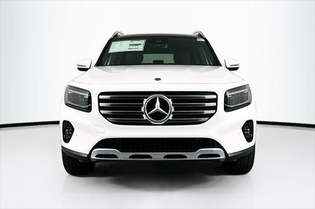 new 2024 Mercedes-Benz GLB 250 car, priced at $51,260