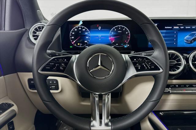new 2025 Mercedes-Benz GLA 250 car, priced at $44,620
