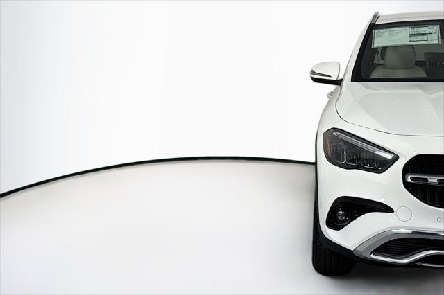 new 2025 Mercedes-Benz GLA 250 car, priced at $44,620