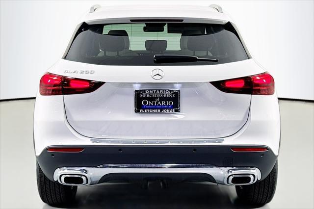 new 2025 Mercedes-Benz GLA 250 car, priced at $44,620