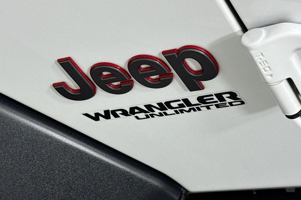 used 2021 Jeep Wrangler Unlimited car, priced at $31,981
