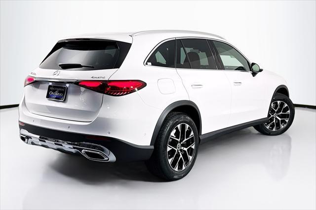 new 2025 Mercedes-Benz GLC 350e car, priced at $62,495