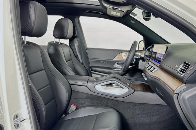 new 2025 Mercedes-Benz GLS 450 car, priced at $94,795