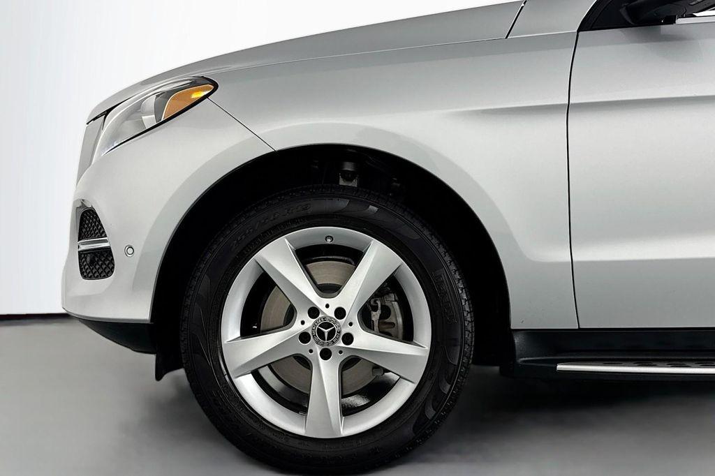 used 2019 Mercedes-Benz GLE 400 car, priced at $25,483