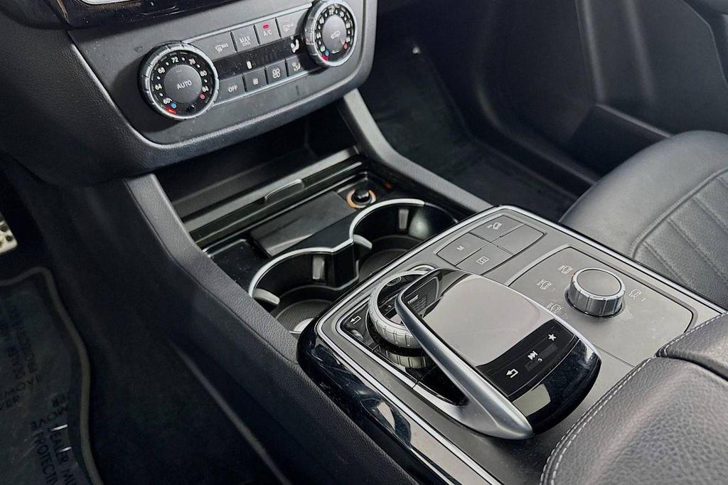 used 2019 Mercedes-Benz GLE 400 car, priced at $25,483