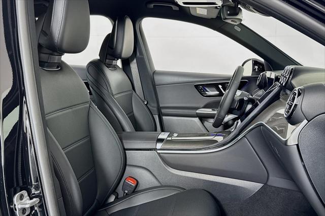 new 2025 Mercedes-Benz GLC 300 car, priced at $51,415