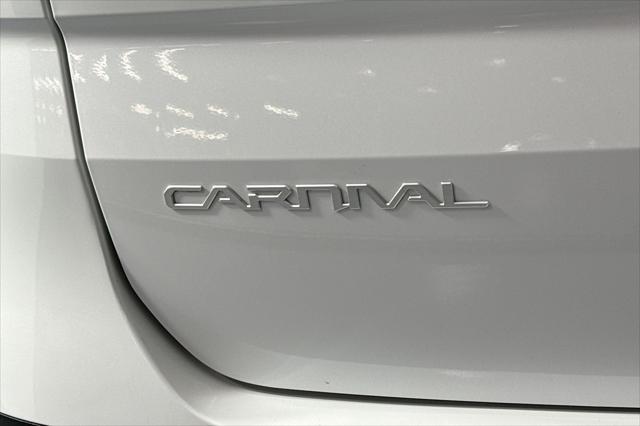 used 2024 Kia Carnival car, priced at $43,482