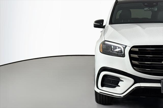 new 2025 Mercedes-Benz GLS 450 car, priced at $97,980