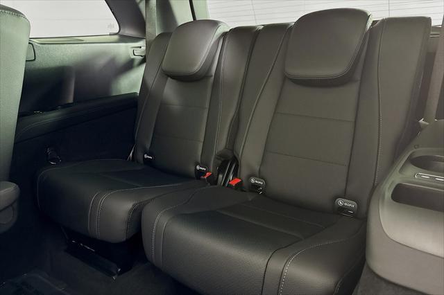 new 2025 Mercedes-Benz GLS 450 car, priced at $97,980