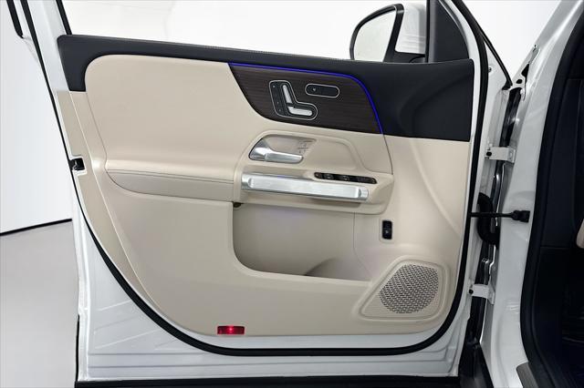 new 2025 Mercedes-Benz GLB 250 car, priced at $47,470