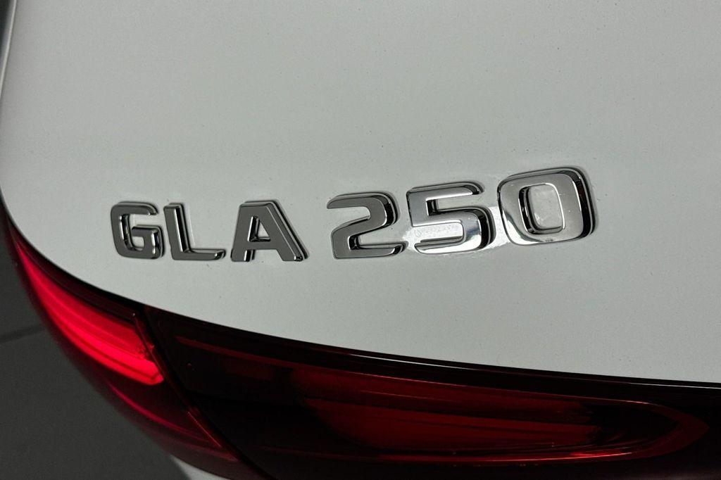 used 2025 Mercedes-Benz GLA 250 car