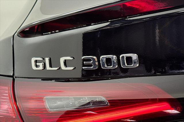 new 2025 Mercedes-Benz GLC 300 car, priced at $61,295
