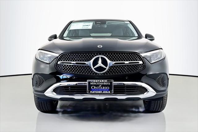 new 2025 Mercedes-Benz GLC 300 car, priced at $61,295