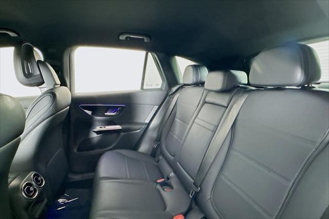 used 2025 Mercedes-Benz GLC 300 car