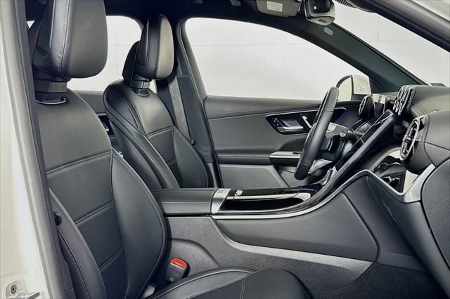 used 2025 Mercedes-Benz GLC 300 car