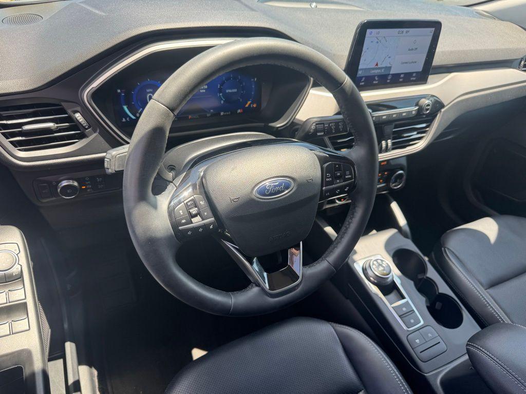 used 2022 Ford Escape car, priced at $27,999