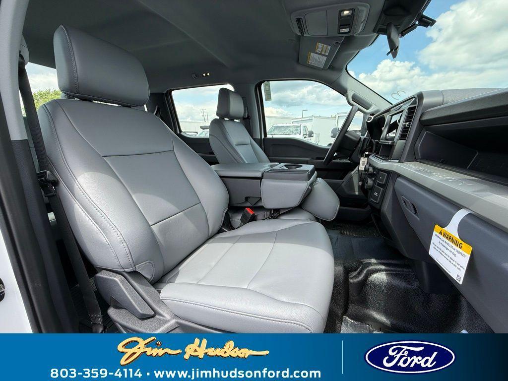 new 2025 Ford F-250 car, priced at $70,535