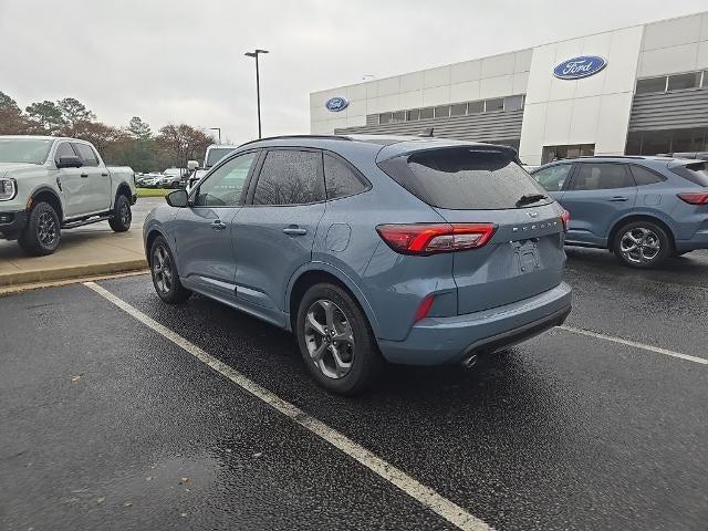 used 2023 Ford Escape car, priced at $24,999