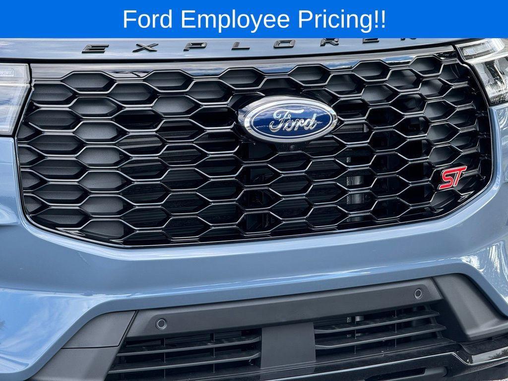 new 2025 Ford Explorer car, priced at $57,893