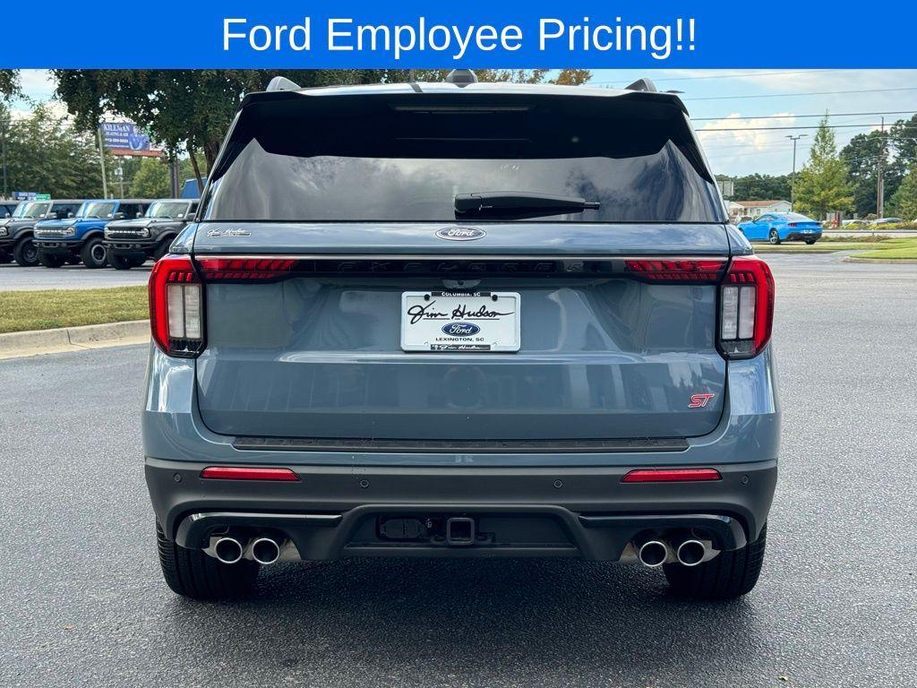 new 2025 Ford Explorer car, priced at $57,893