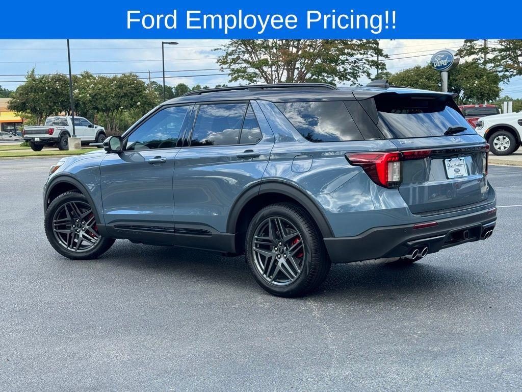 new 2025 Ford Explorer car, priced at $57,893