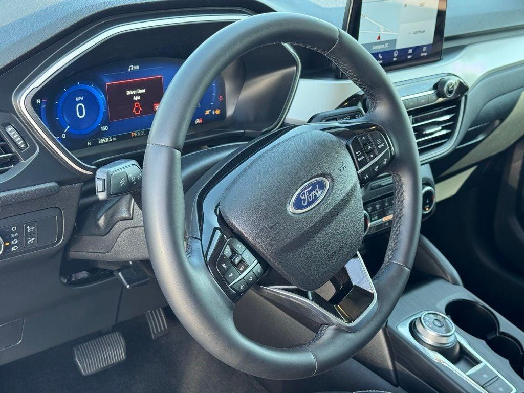 used 2022 Ford Escape car, priced at $24,999