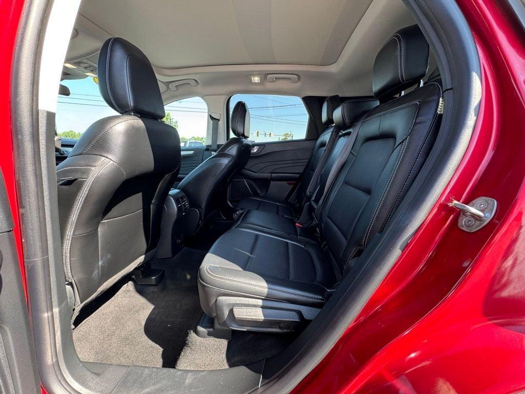 used 2022 Ford Escape car, priced at $24,999