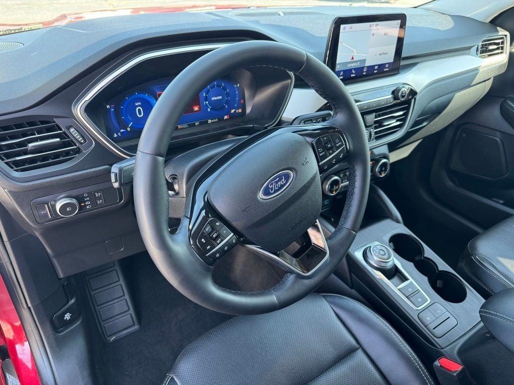 used 2022 Ford Escape car, priced at $24,999