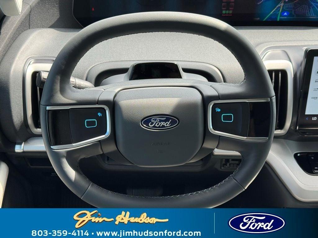 new 2025 Ford Expedition Max car, priced at $72,425